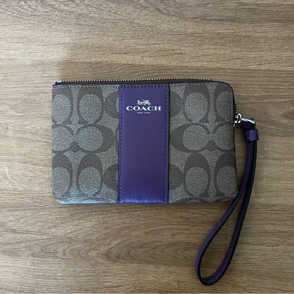 Coach Wristlet Purse Wallet